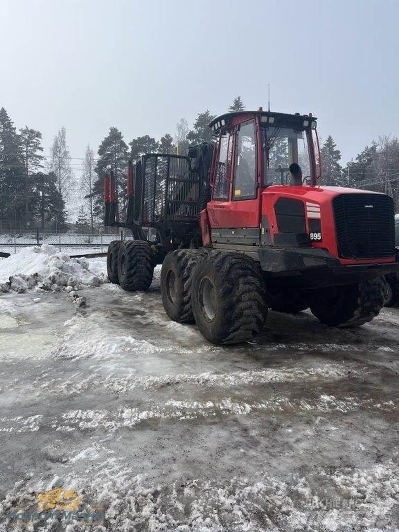 Komatsu 895 Porteur