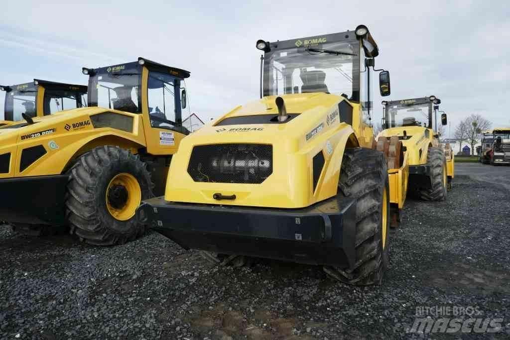 Bomag BW 213 PDH-5 Compacteur de sol