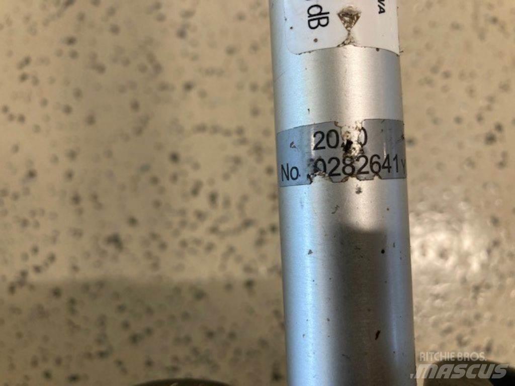 Dolmar LT-246.4 Tronçonneuses et scies