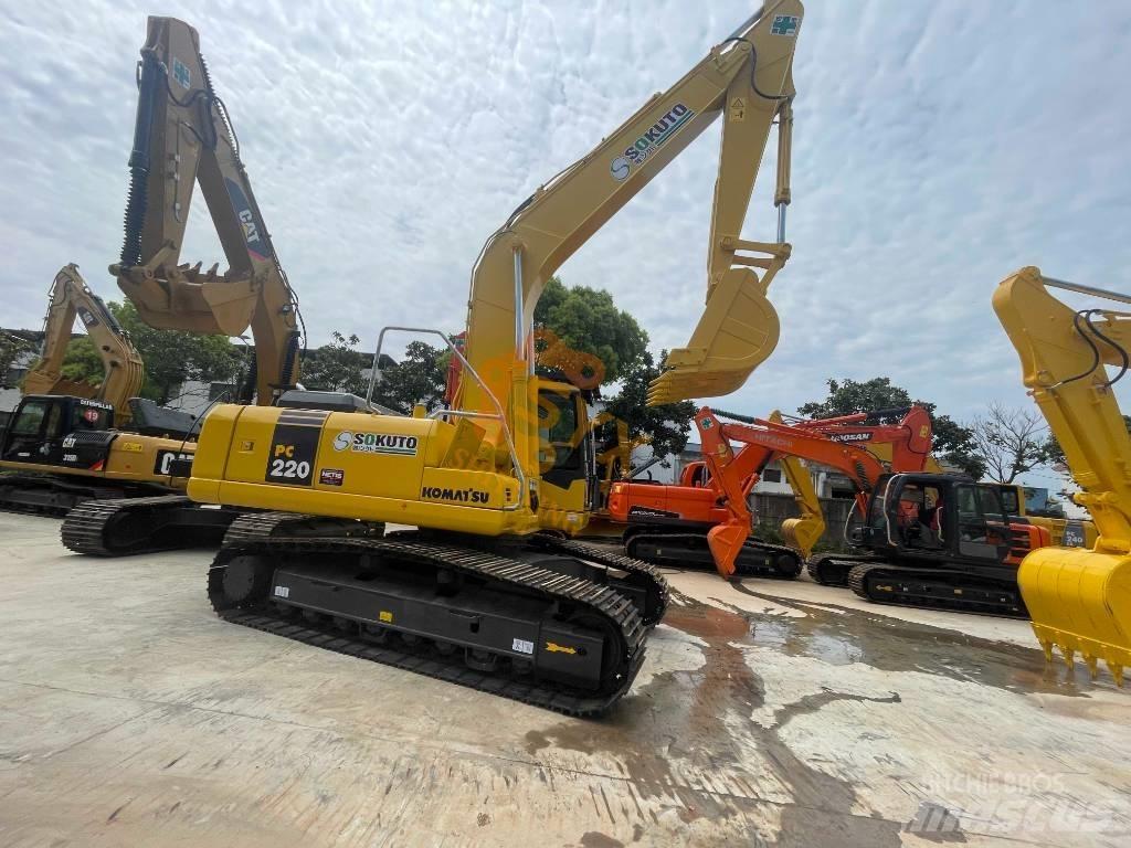 Komatsu PC 220 Pelle sur chenilles