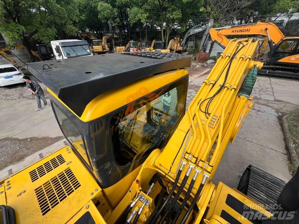 Komatsu PC 220 Pelle sur chenilles