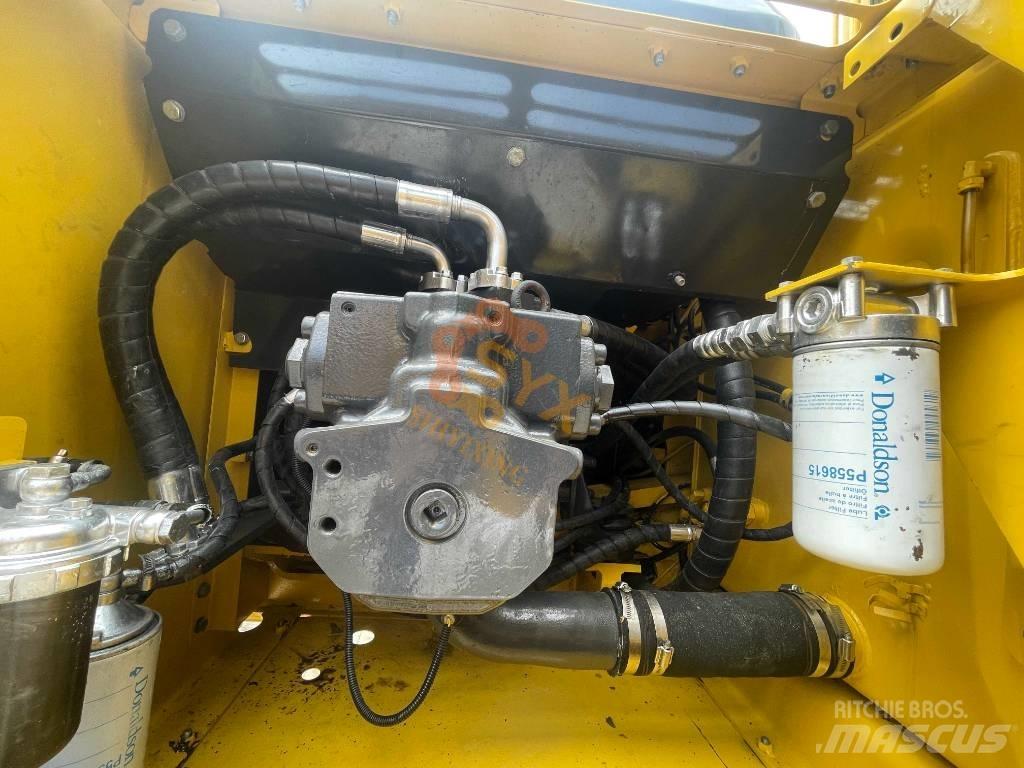 Komatsu PC 220 Pelle sur chenilles