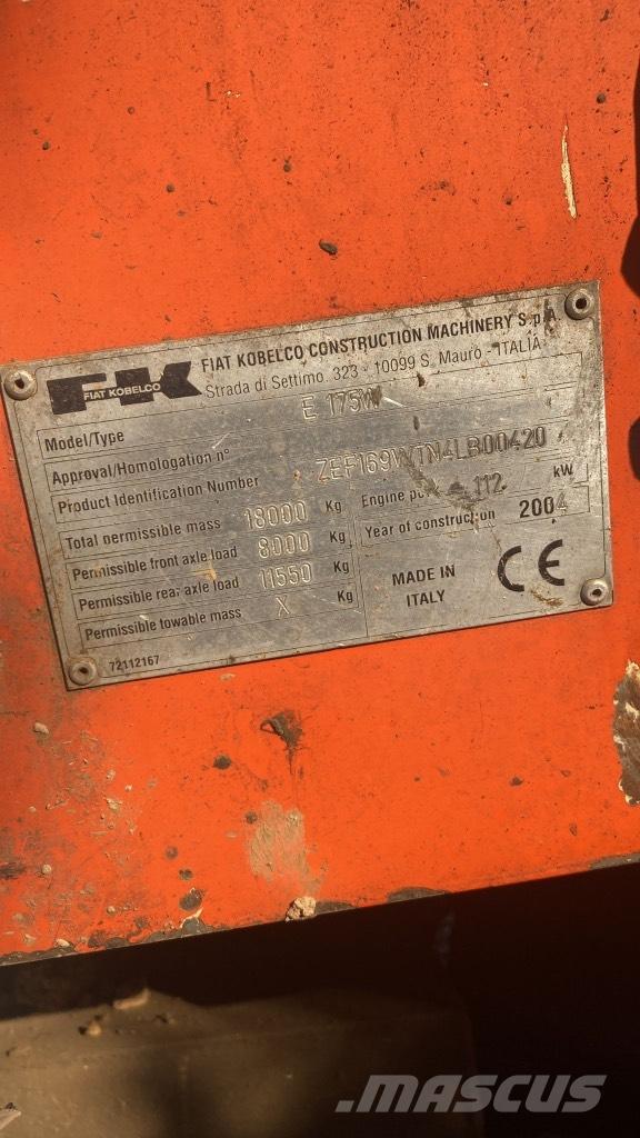 Fiat-Kobelco E 175 W Pelle sur pneus