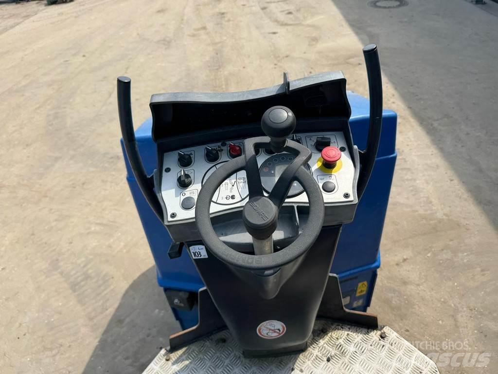Bomag BW 100 AD-5 Rouleaux tandem
