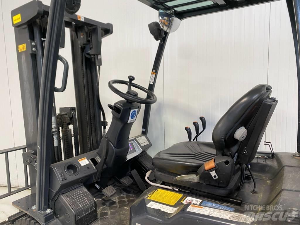 Doosan G25N-7 Chariots GPL