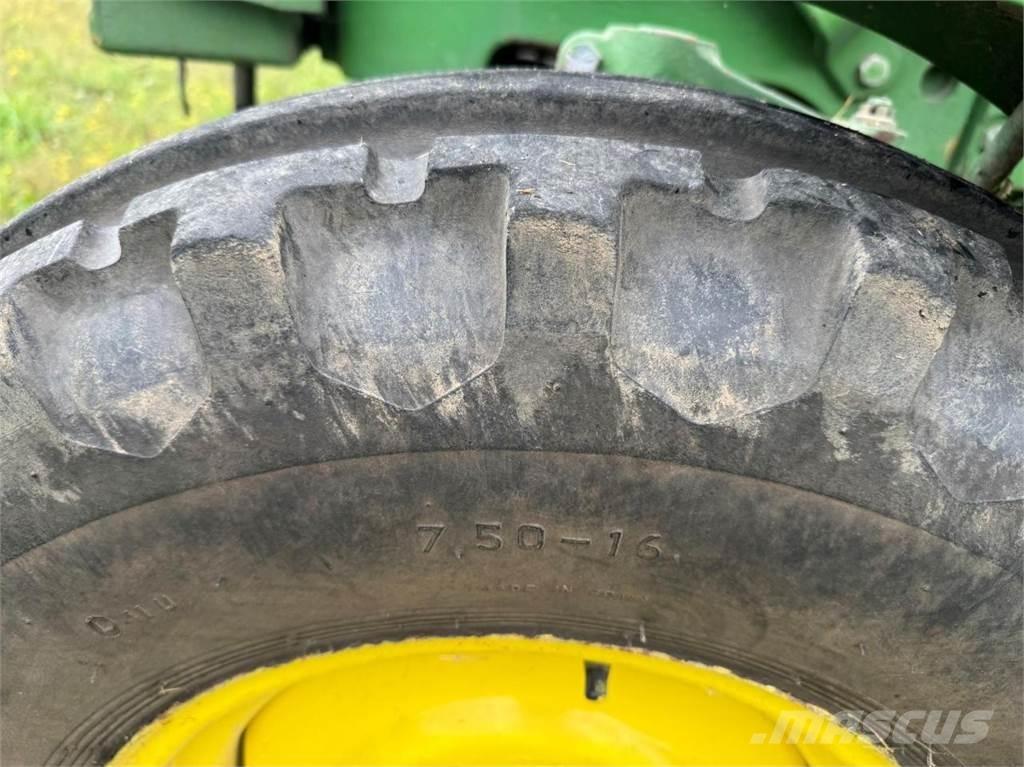 John Deere 1040 S Tracteur