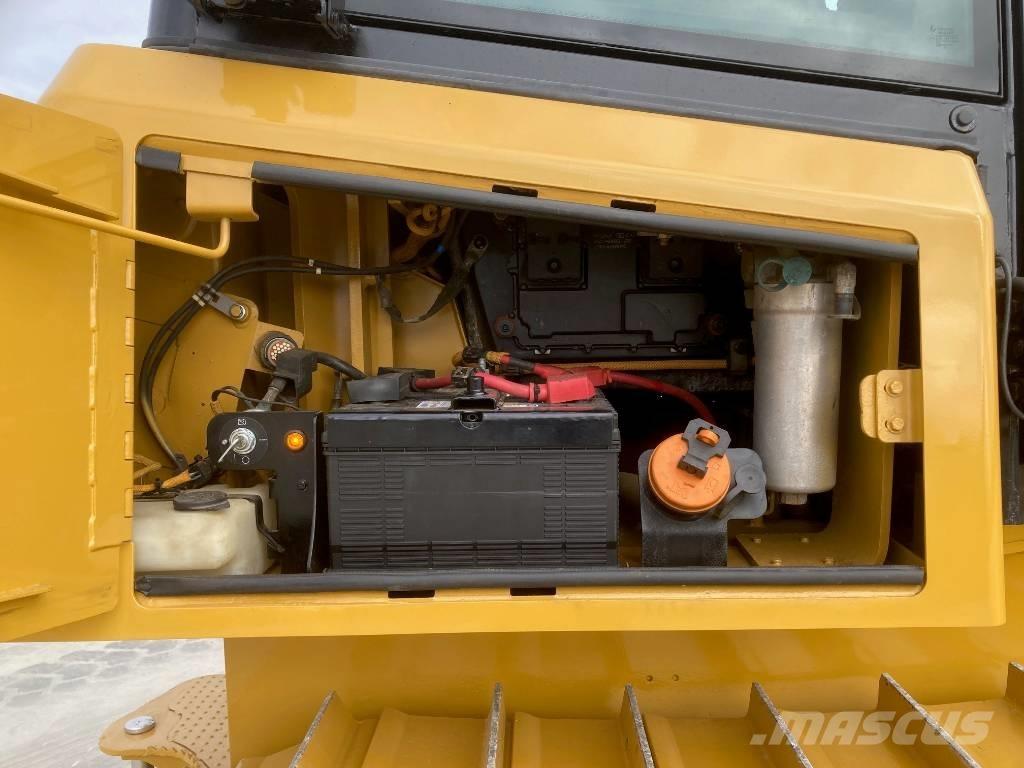 CAT D 6 K 2 LGP Bouteurs sur chenilles