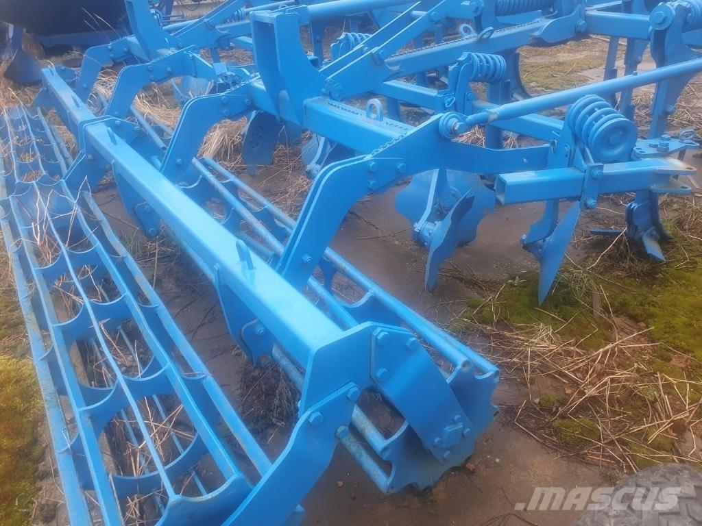 Lemken Karat 9/400U Déchaumeur, cultivateur