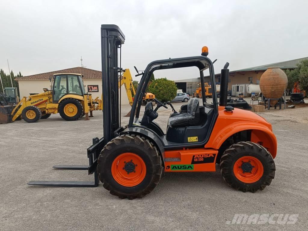 Ausa CH 250 X4 Chariot tout terrain
