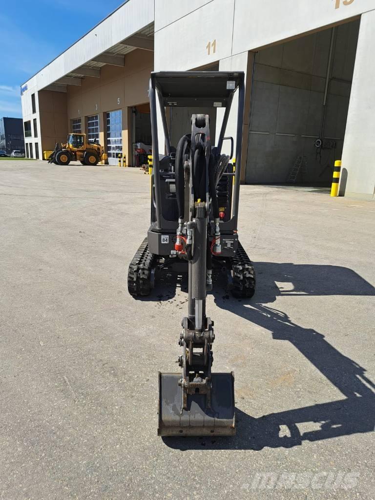 Volvo JECR18E Mini pelle < 7t