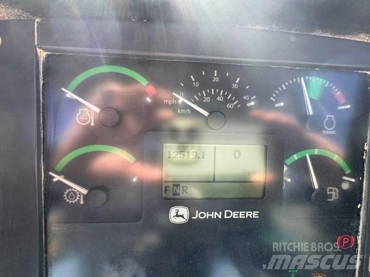 DEERE 410E Tombereau articulé