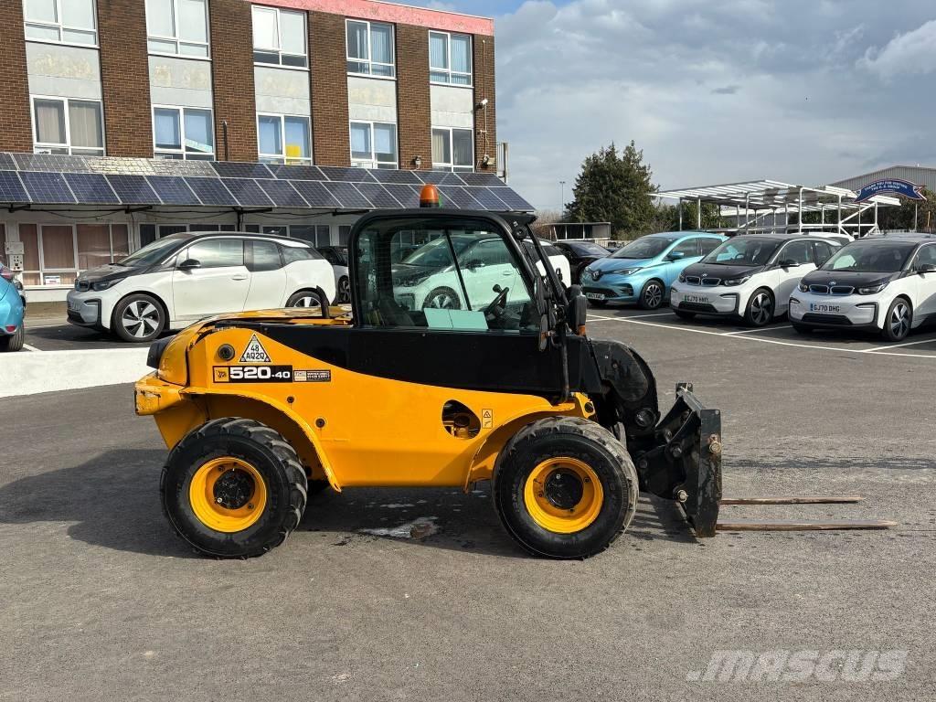 JCB 520-40 Chariot télescopique