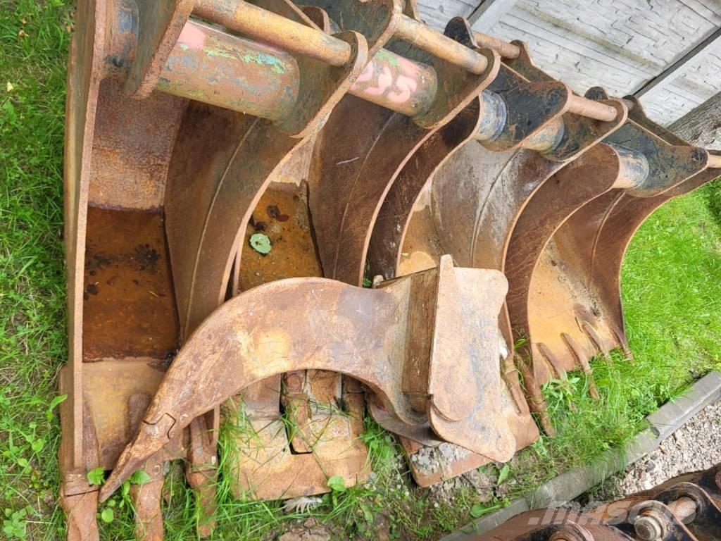 Komatsu PW110 Pelle sur pneus