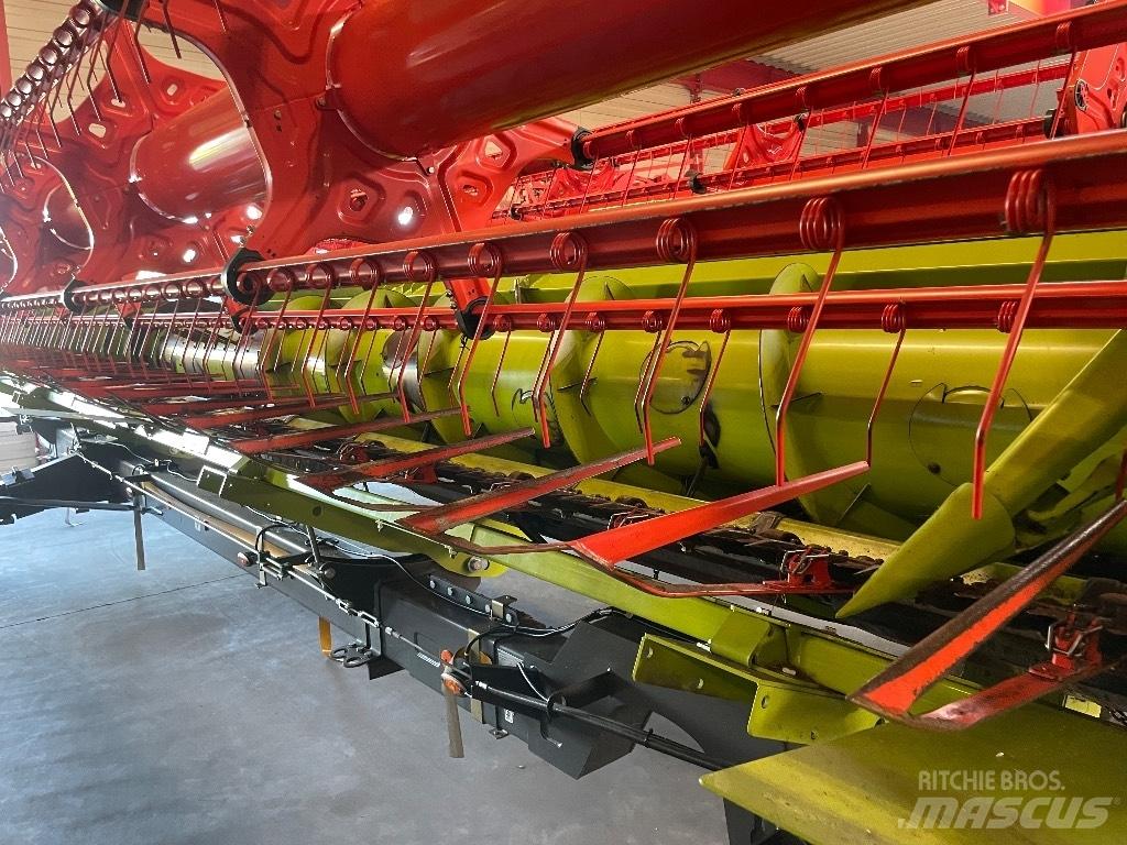 CLAAS Lexion 6700 Moissonneuse batteuse