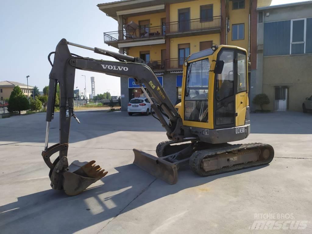 Volvo ECR 38 Mini pelle < 7t