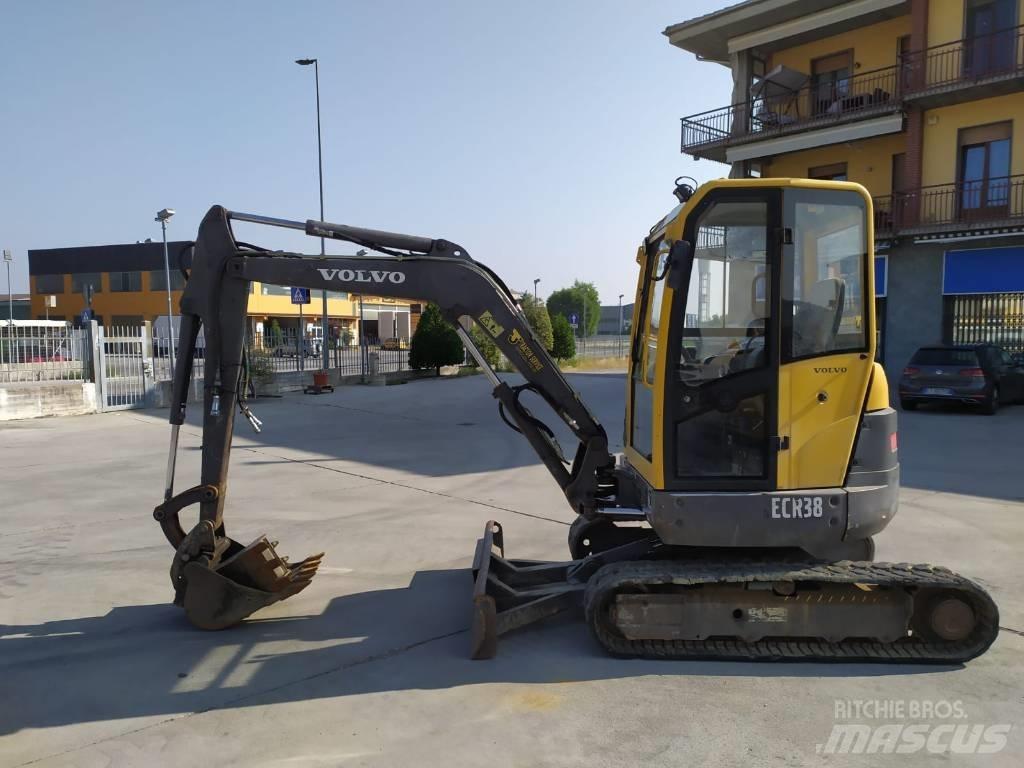 Volvo ECR 38 Mini pelle < 7t