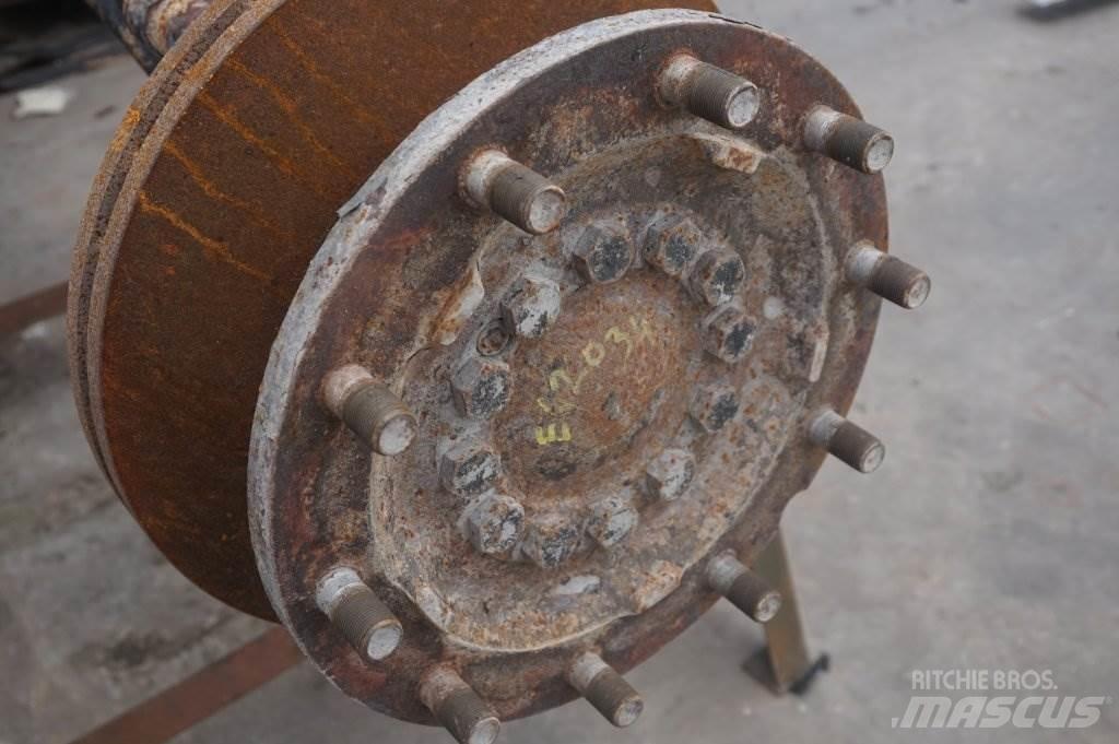 MAN V9-82L-21 Essieux