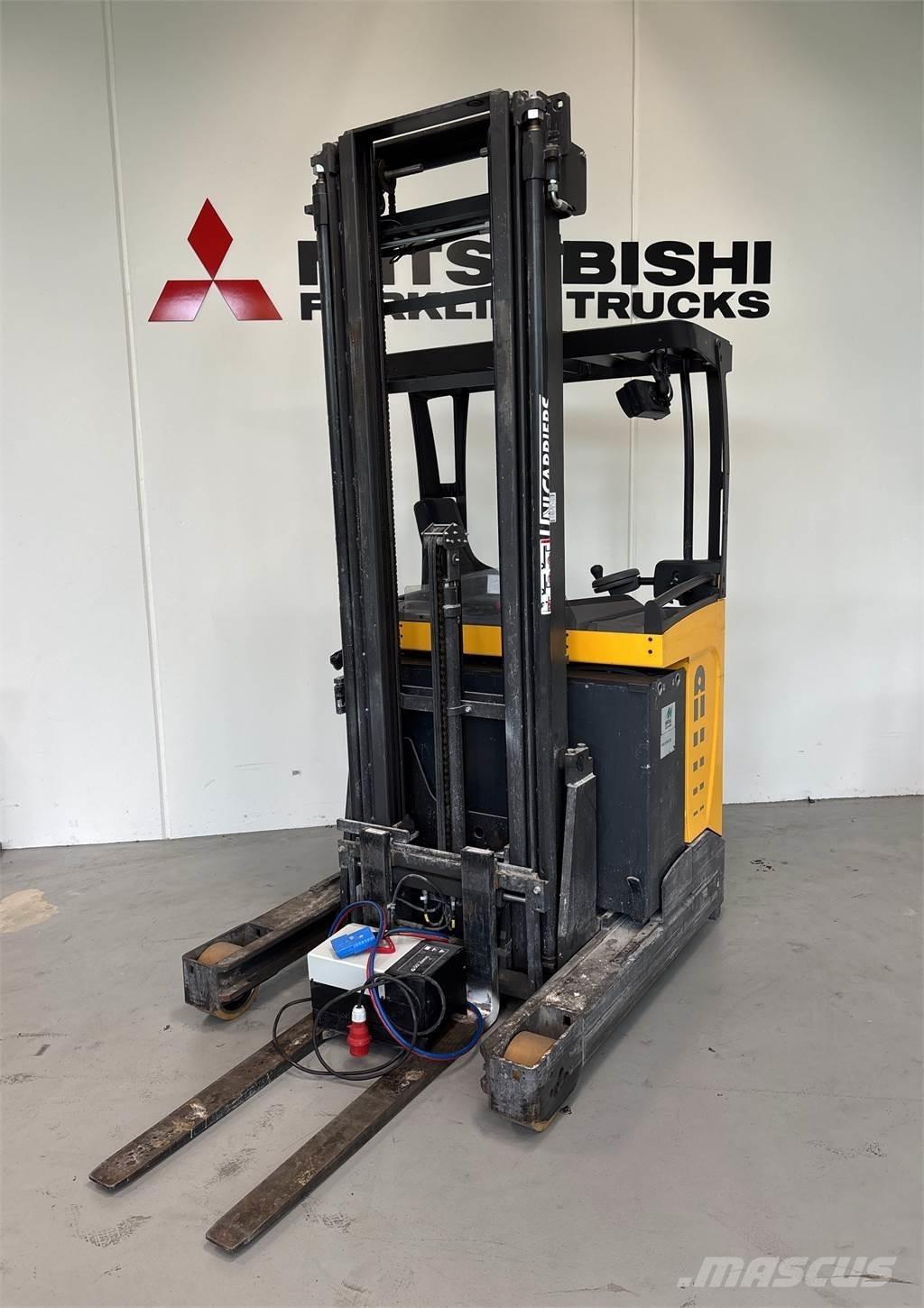 Atlet UMS160 Chariot à mât rétractable