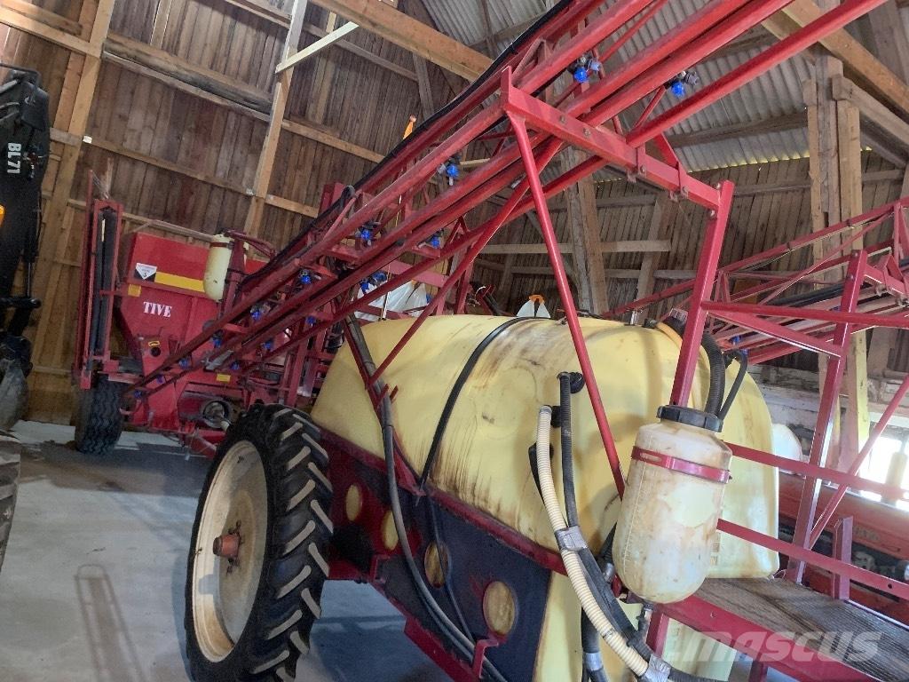 Hardi TZY 2400 Pulvérisateurs traînés
