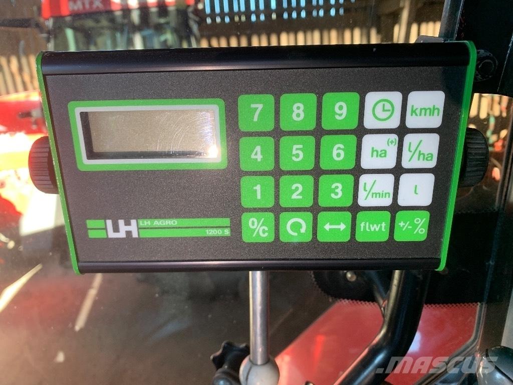 Hardi TZY 2400 Pulvérisateurs traînés