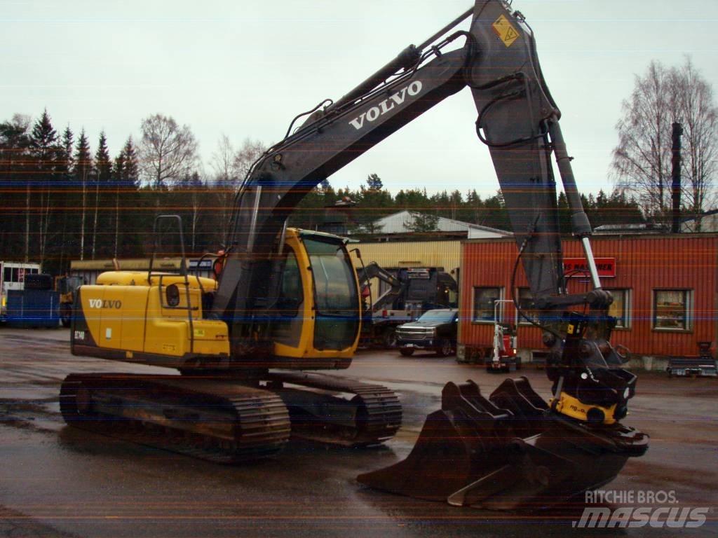 Volvo EC 140 LC Pelle sur chenilles