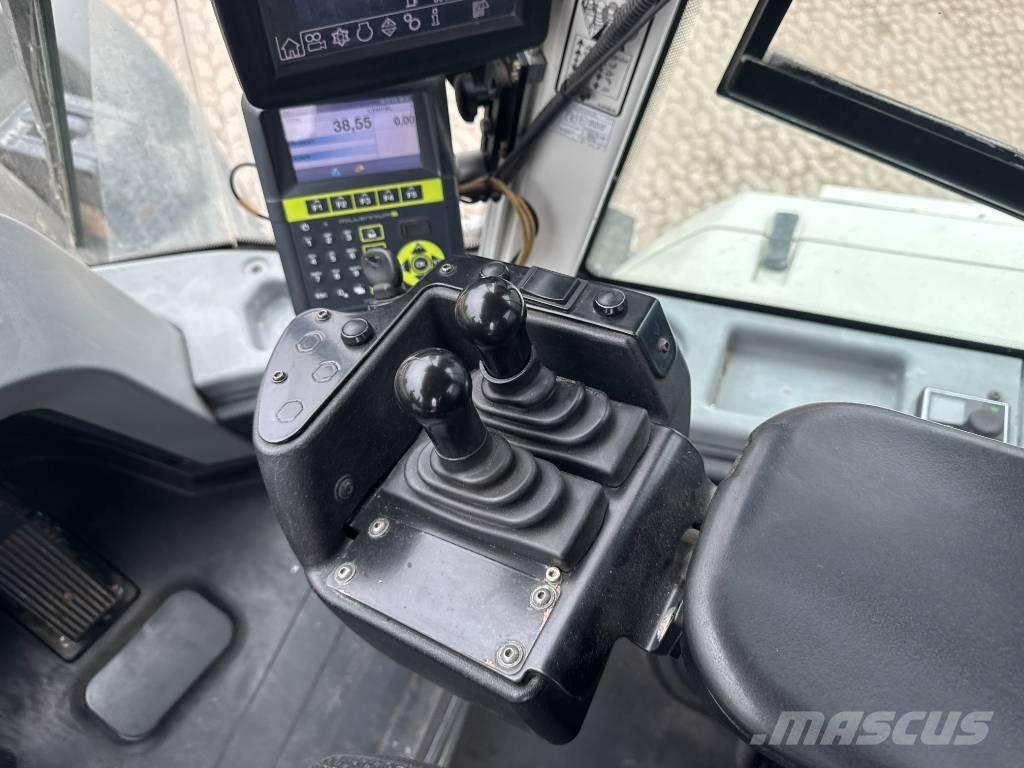 Liebherr L576 Chargeuse sur pneus