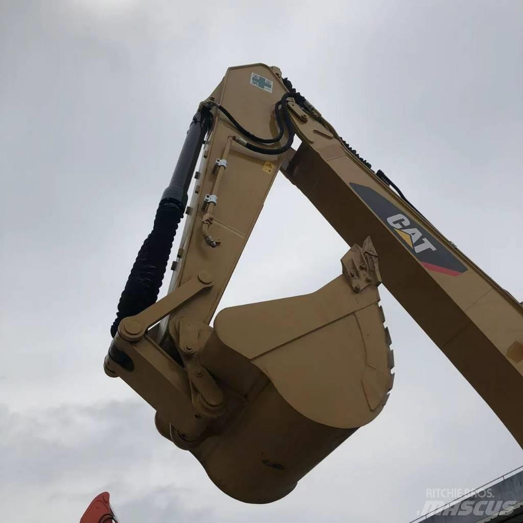 CAT 330D2L Pelle sur chenilles