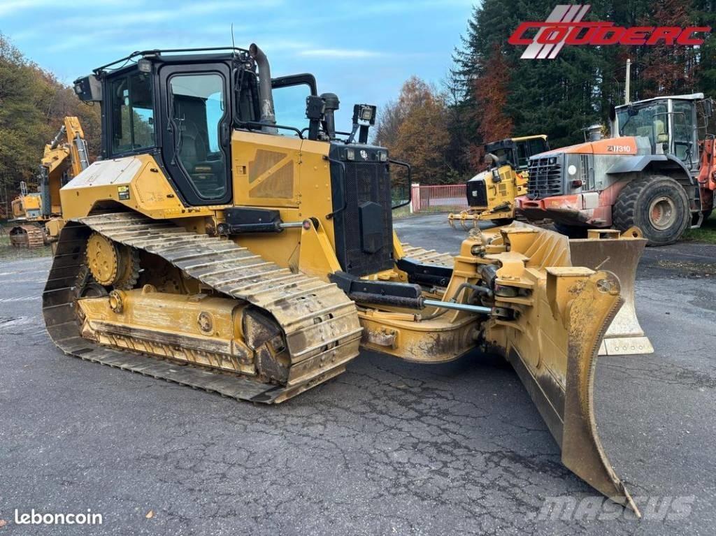 CAT D 5 Bouteurs sur chenilles