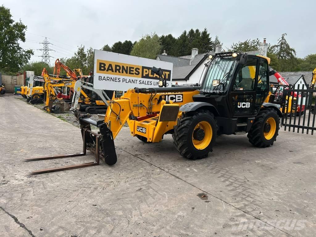 JCB 535-140 Hiviz Chariot télescopique