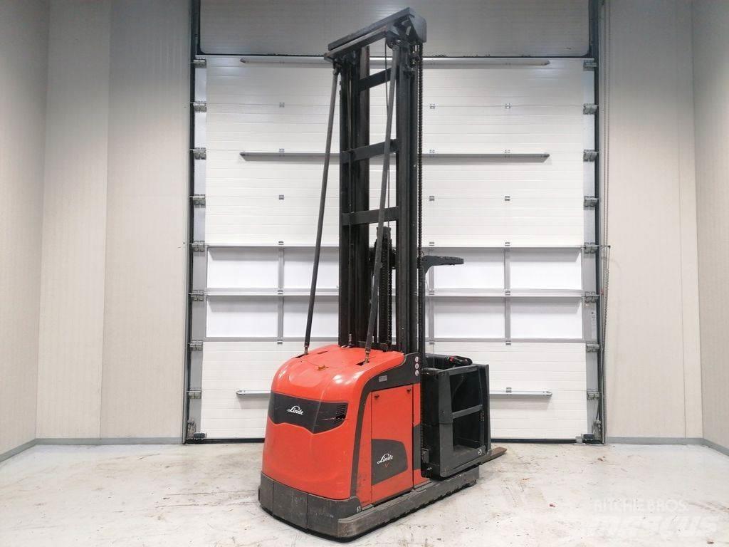 Linde V-48 Préparateur de commande au sol