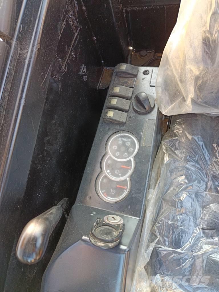 CAT 305 C CR Mini pelle < 7t