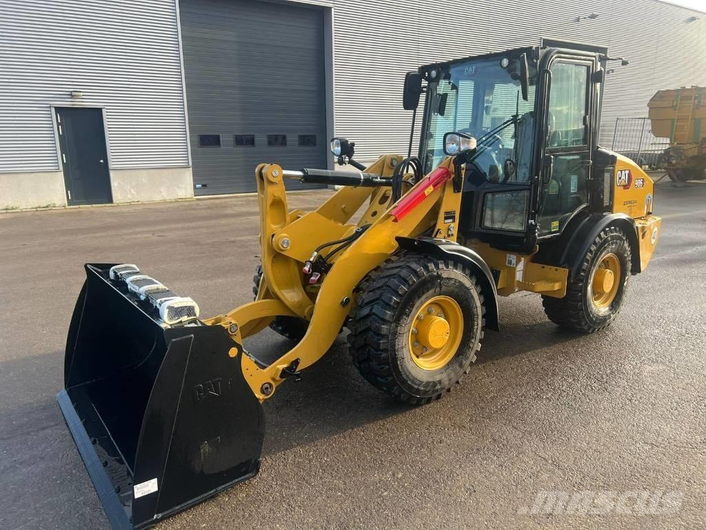 CAT 906 Chargeuse sur pneus