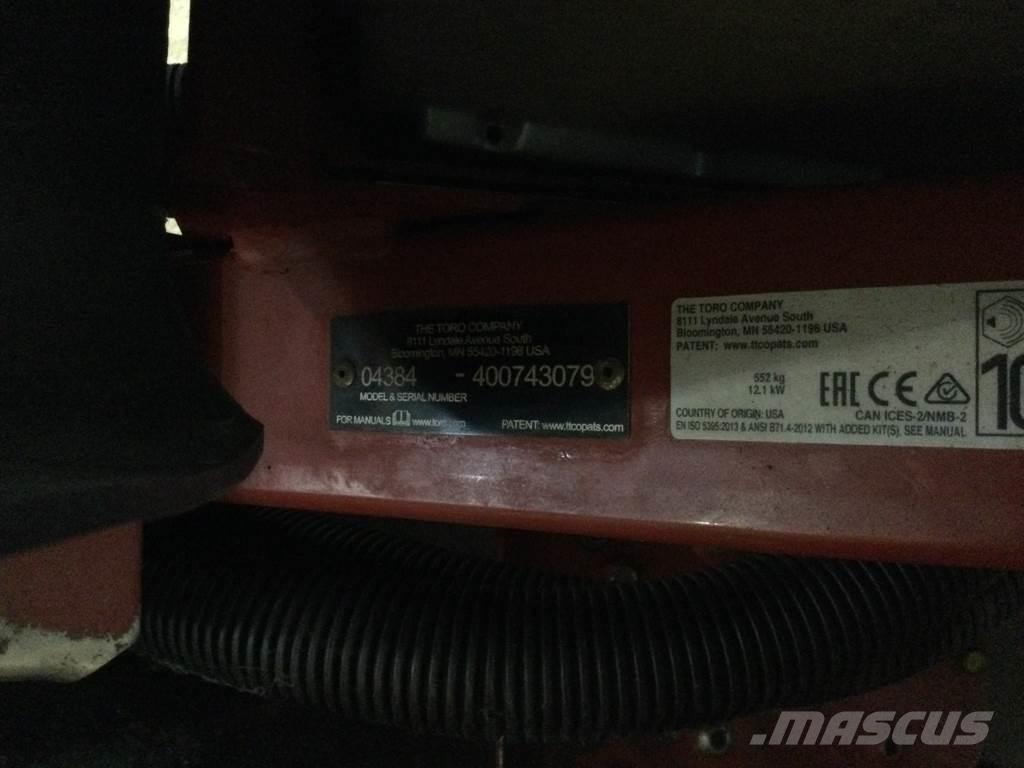 Toro 3250D Tondeuses montées