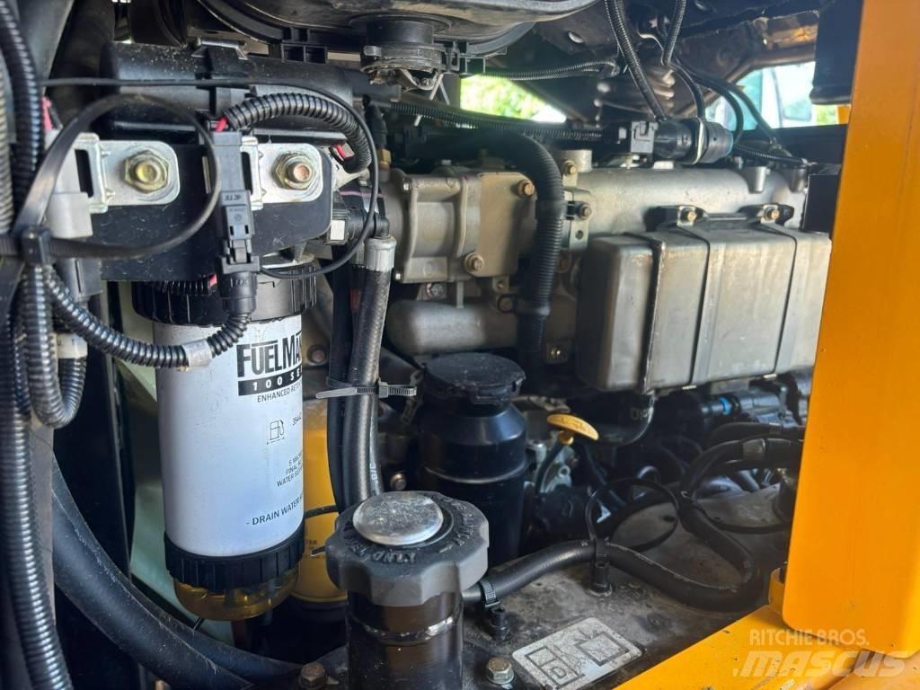 JCB Vibromax 6 ST Tombereau articulé