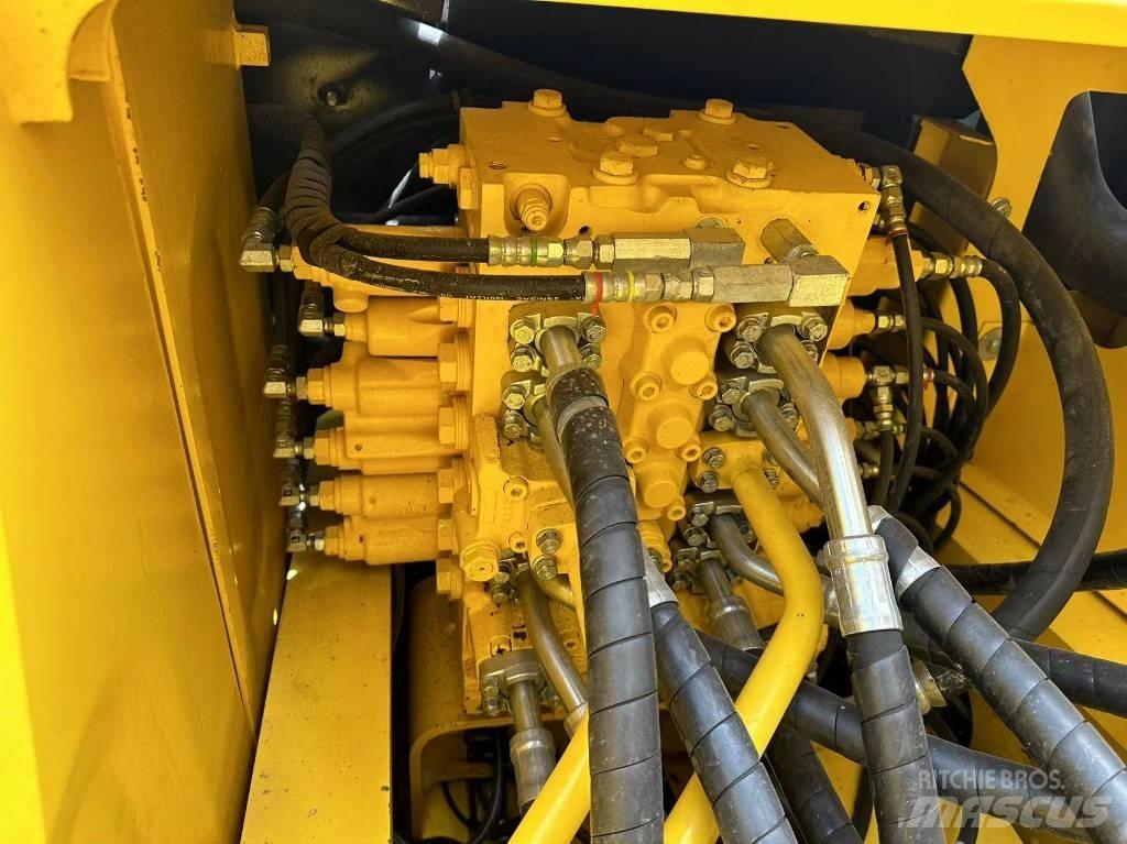 Komatsu PC 240 Pelle sur chenilles