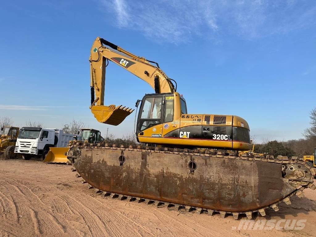 CAT 320 C L Pelles amphibies