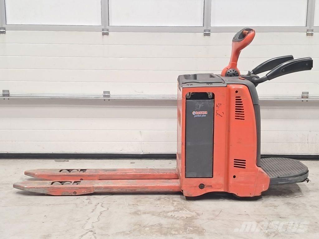 Linde T30 Transpalette accompagnant