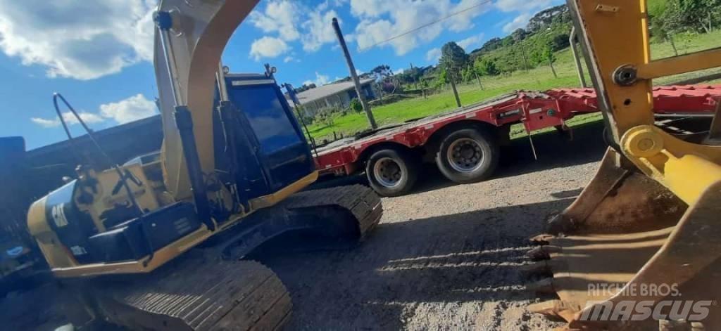 CAT 312 D2L Pelle sur chenilles