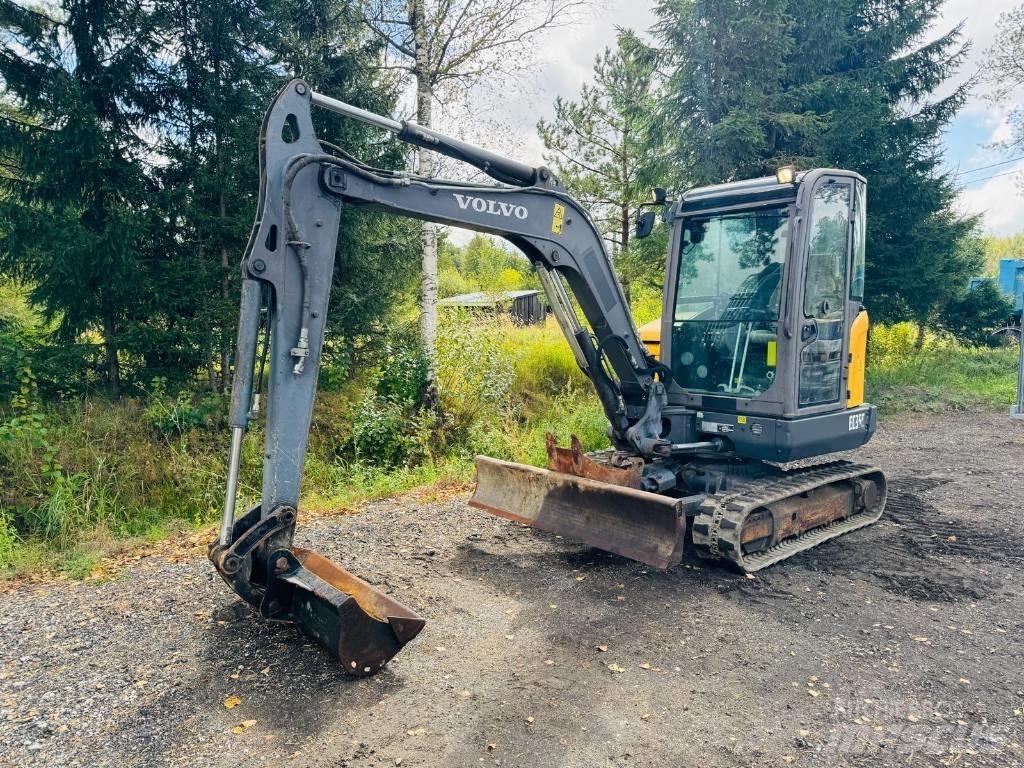 Volvo EC 35 C Mini pelle < 7t