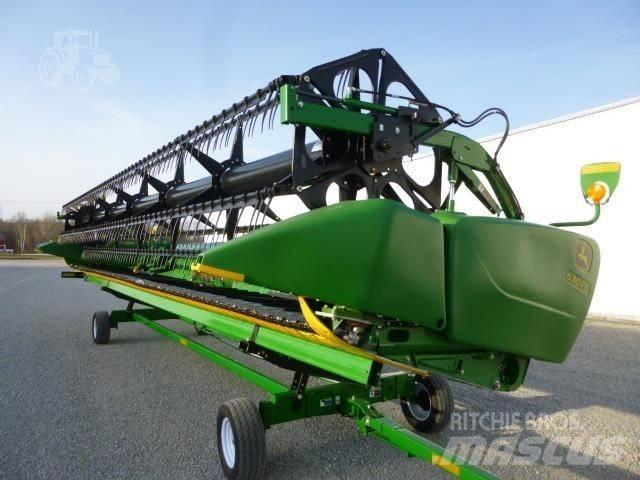 John Deere 630 F Barre de coupe pour moissonneuse batteuse