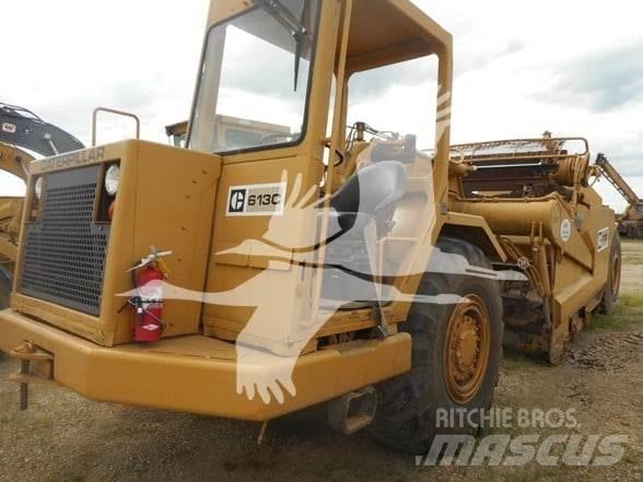 CAT 613C Scraper