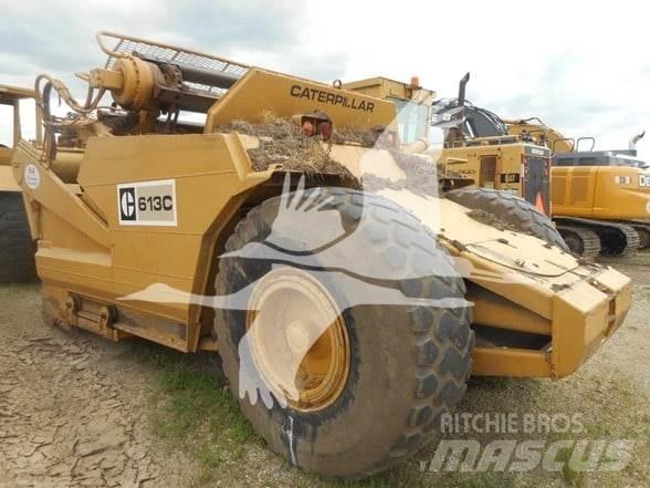 CAT 613C Scraper