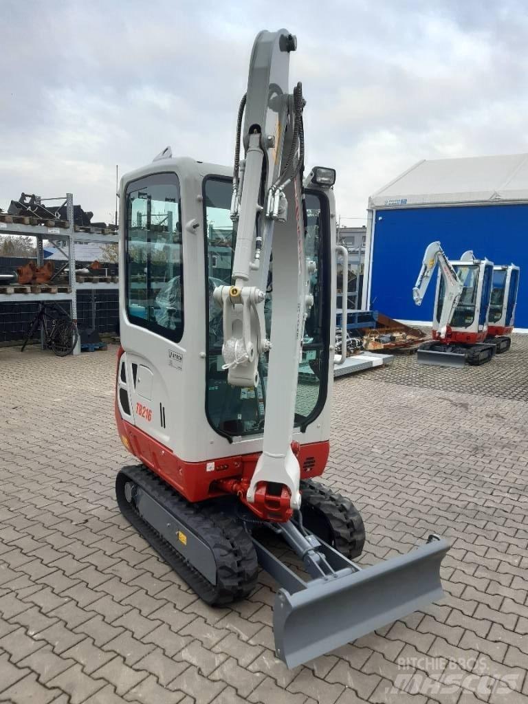 Takeuchi TB216 V2 Mini pelle < 7t