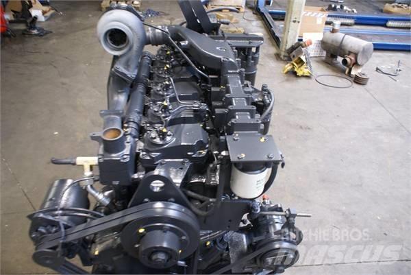 Komatsu SA6D125 E2 Moteur