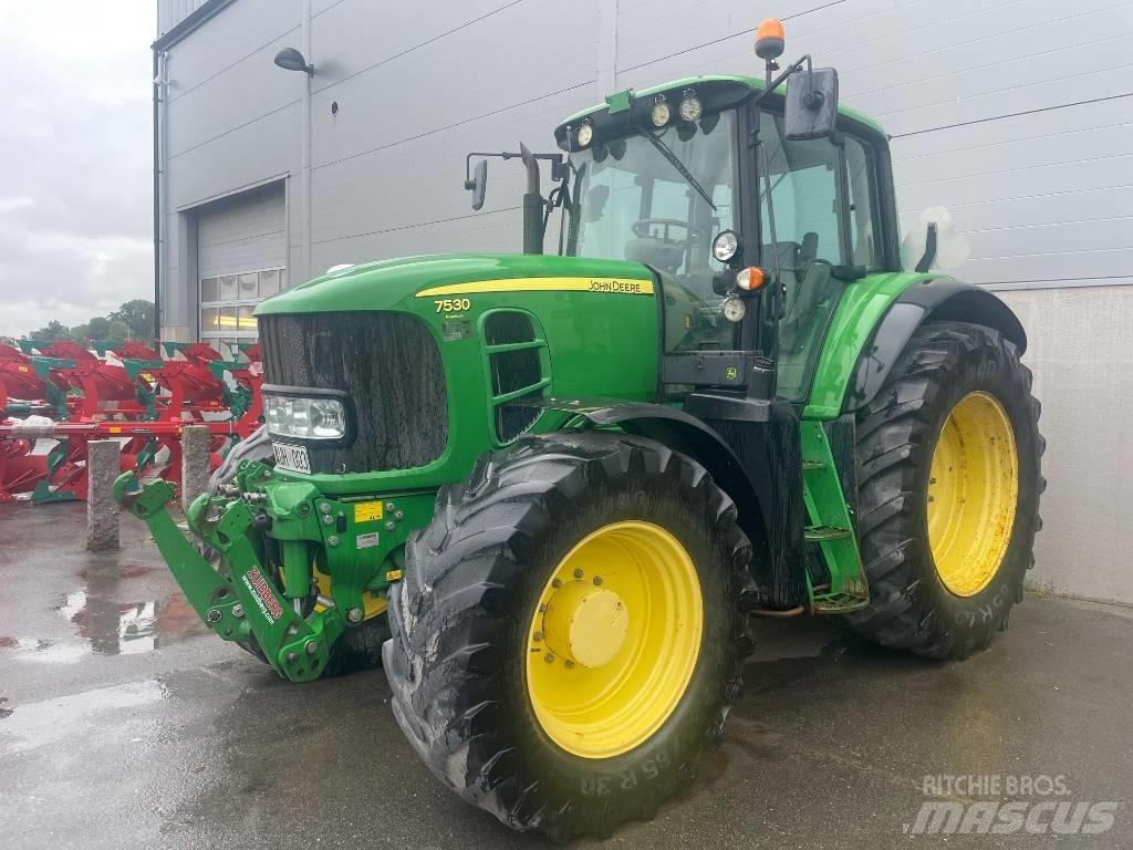 John Deere 7530 Tracteur