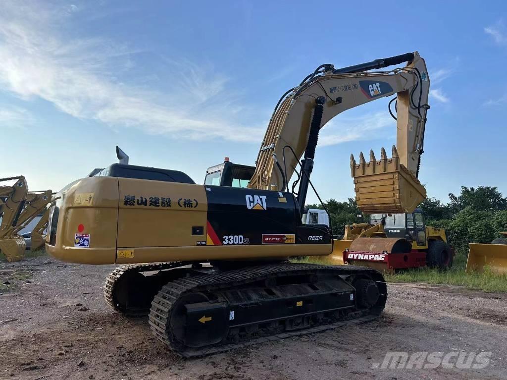 CAT 330D Pelle sur chenilles