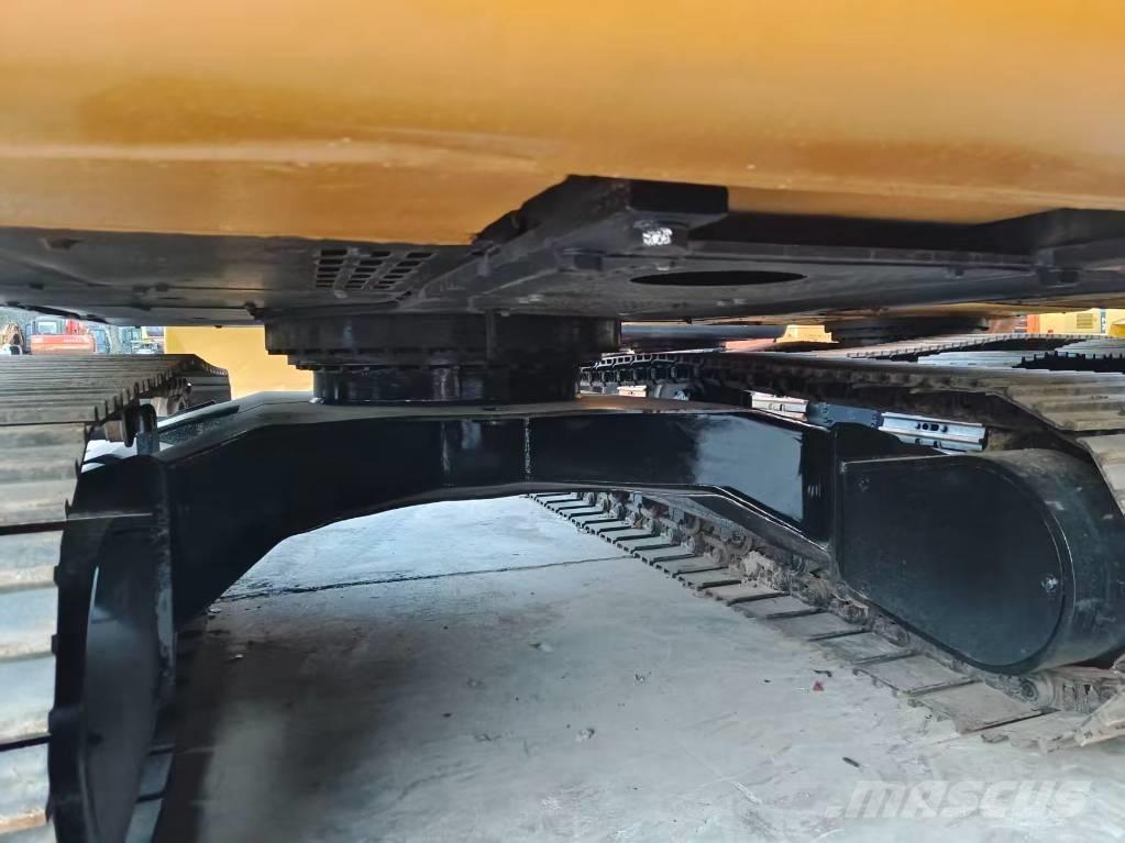 Sany SY 135 C Pelle sur chenilles