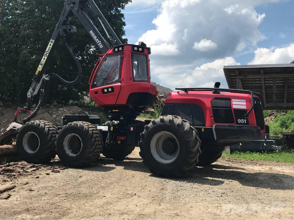 Komatsu 951 Abatteuse