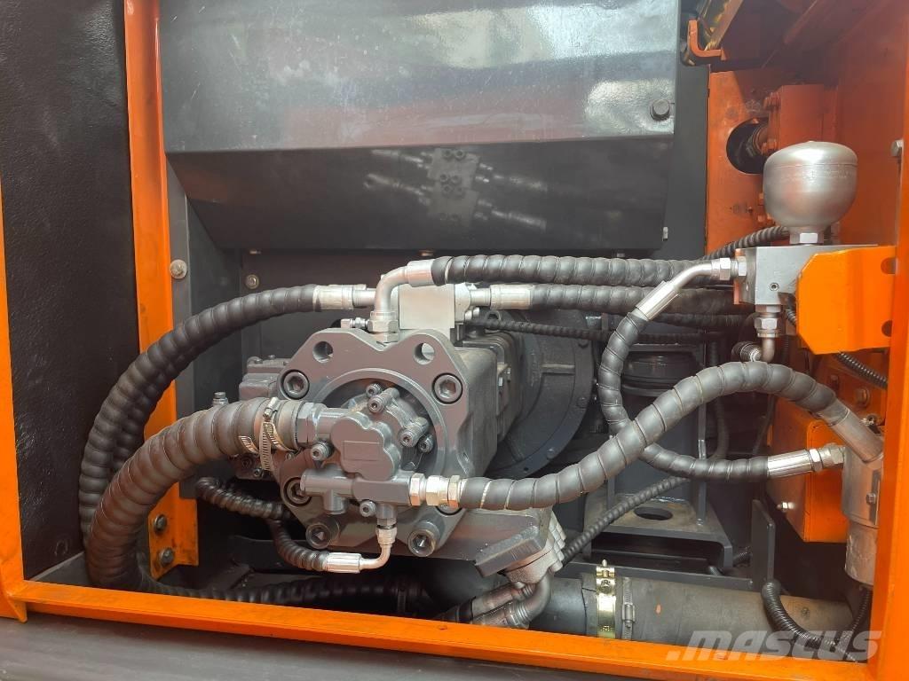 Doosan DX 225 LCA Mini pelle 7t-12t