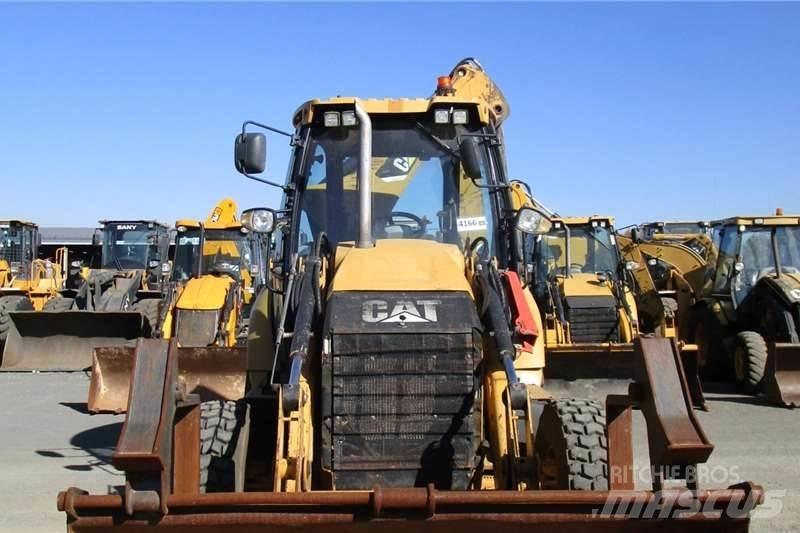 CAT 428F Tractopelle